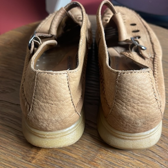 Dr. Scholl’s shoes. Size 8. Used but really great condition! - Picture 6 of 12